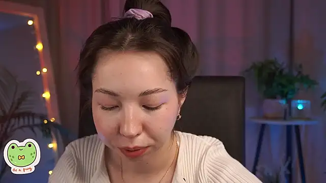 Snapshot of Sarah_Son chatting on January 28, 2025, 8:57 am Sarah Son online show from January 28, 2025, 8:57 am