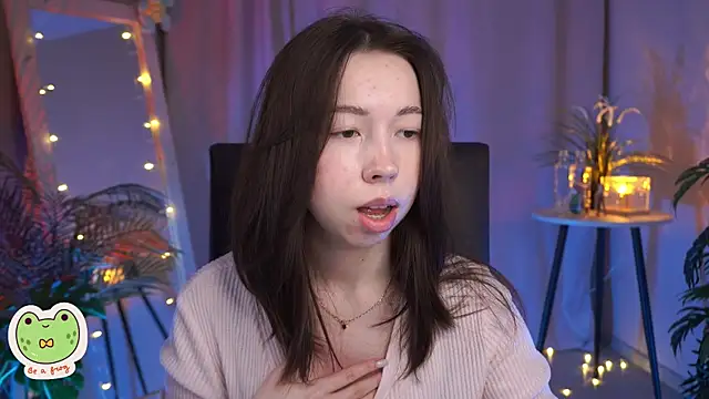 Snapshot of Sarah_Son chatting on February 10, 2025, 5:36 am Sarah Son online show from February 10, 2025, 5:36 am