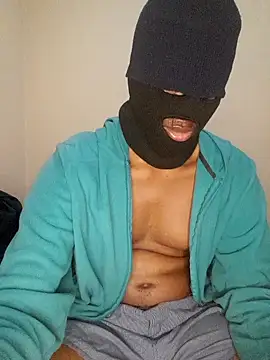 Snapshot of Gifttheskimaskboy chatting on March 21, 2025, 4:39 am Gifttheskimaskboy online show from March 21, 2025, 4:39 am
