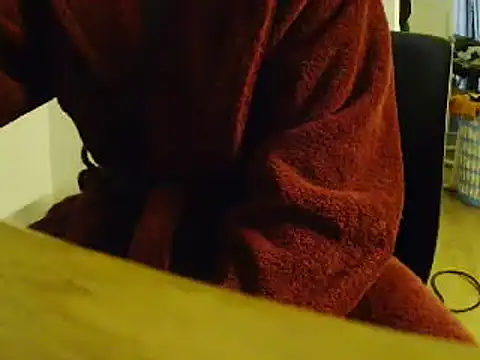 Snapshot of L0cKyseven77 chatting on February 16, 2025, 5:04 pm L0cKyseven77 online show from February 16, 2025, 5:04 pm