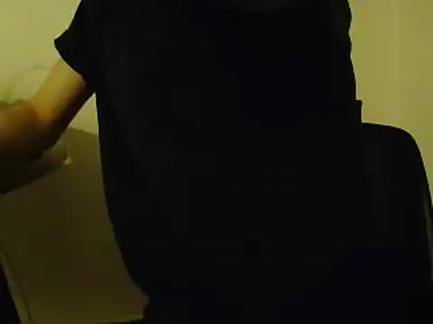 Snapshot of L0cKyseven77 chatting on February 22, 2025, 1:55 am L0cKyseven77 online show from February 22, 2025, 1:55 am