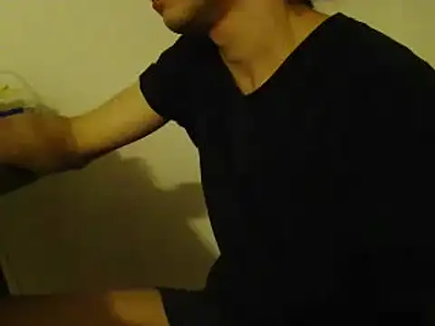 Snapshot of L0cKyseven77 chatting on February 22, 2025, 5:02 am L0cKyseven77 online show from February 22, 2025, 5:02 am