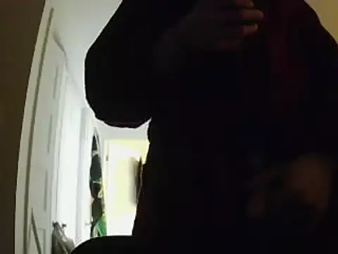 Snapshot of L0cKyseven77 chatting on February 24, 2025, 11:41 pm L0cKyseven77 online show from February 24, 2025, 11:41 pm