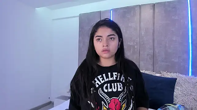 Snapshot of GiselOrtiz chatting on January 30, 2025, 11:11 am GiselOrtiz online show from January 30, 2025, 11:11 am
