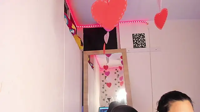 Snapshot of hellensexy chatting on February 16, 2025, 10:10 pm hellensexy online show from February 16, 2025, 10:10 pm