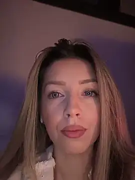 Snapshot of SonyaD_ chatting on December 24, 2024, 5:38 am SonyaD online show from December 24, 2024, 5:38 am