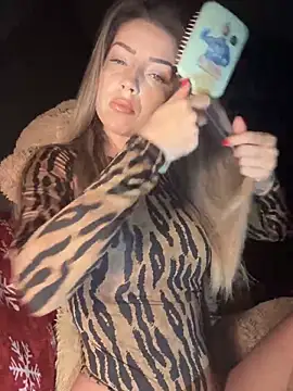 Snapshot of SonyaD_ chatting on January 31, 2025, 1:54 am SonyaD online show from January 31, 2025, 1:54 am