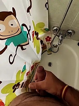 Snapshot of elbuenante chatting on October 23, 2025, 6:34 am elbuenante online show from October 23, 2025, 6:34 am