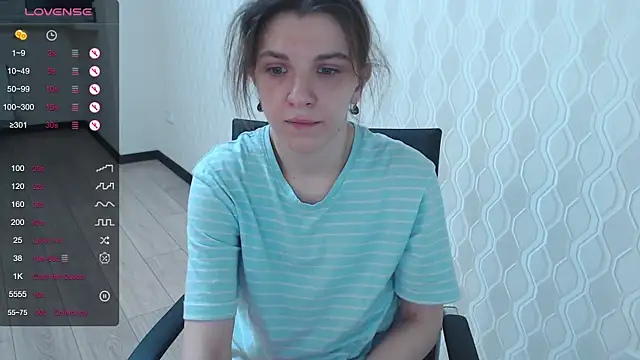 Snapshot of LisaHeart chatting on January 27, 2025, 9:00 pm LisaHeart online show from January 27, 2025, 9:00 pm