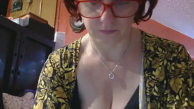 Snapshot of lanax chatting on October 10, 2025, 12:04 pm lanax online show from October 10, 2025, 12:04 pm