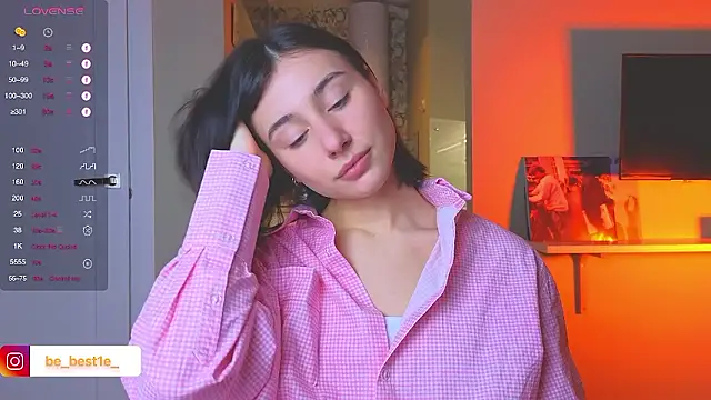 Snapshot of Vostok-6 chatting on December 3, 2024, 5:12 pm Vostok-6 online show from December 3, 2024, 5:12 pm