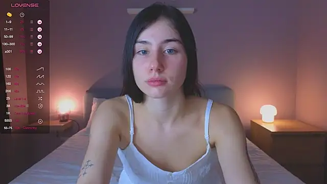 Snapshot of Vostok-6 chatting on October 17, 2025, 4:20 pm Vostok-6 online show from October 17, 2025, 4:20 pm