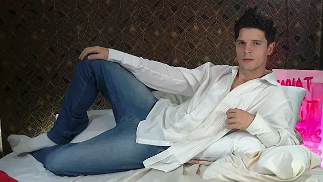 Snapshot of Jack_Scorcher chatting on September 16, 2025, 5:52 am Jack Scorcher online show from September 16, 2025, 5:52 am