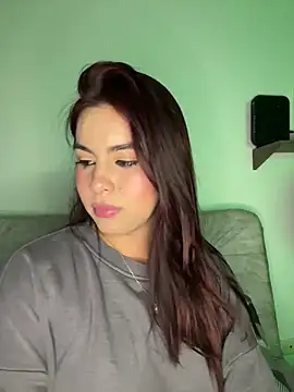 Zarah Blare online show from December 12, 2024, 6:57 am