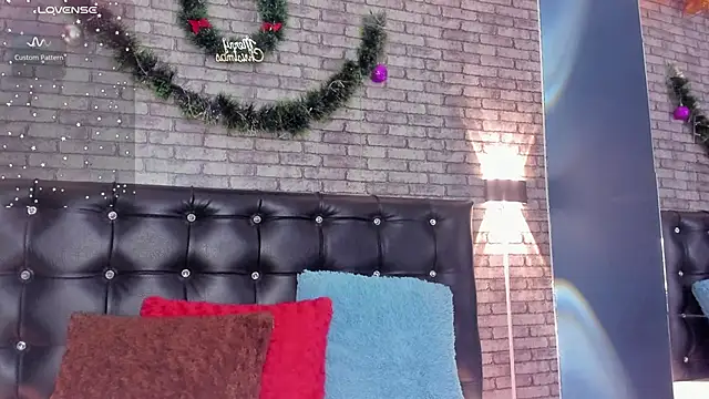 ivy copper1 online show from December 7, 2024, 6:26 pm