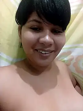 Snapshot of Yara0k chatting on January 13, 2025, 11:30 am Yara0k online show from January 13, 2025, 11:30 am