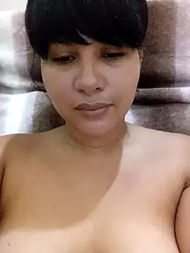 Snapshot of Yara0k chatting on February 11, 2025, 9:09 am Yara0k online show from February 11, 2025, 9:09 am