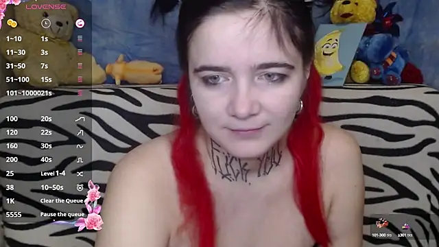 Snapshot of Yours_good_mood chatting on December 15, 2024, 7:02 am Yours good mood online show from December 15, 2024, 7:02 am