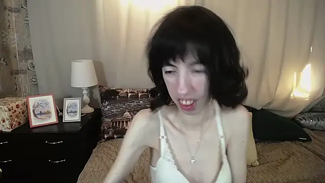 Snapshot of Unusual_G chatting on February 13, 2025, 6:20 am Unusual G online show from February 13, 2025, 6:20 am