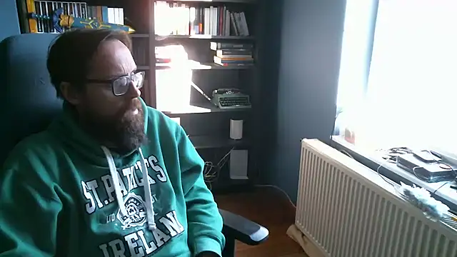 Snapshot of MeSteff chatting on February 16, 2025, 2:43 pm MeSteff online show from February 16, 2025, 2:43 pm