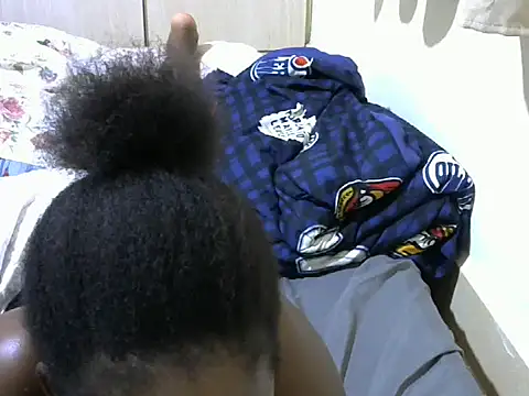 Snapshot of queen-sasha chatting on February 28, 2025, 2:42 pm queen-sasha online show from February 28, 2025, 2:42 pm