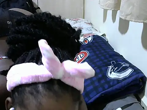Snapshot of queen-sasha chatting on March 10, 2025, 9:29 pm queen-sasha online show from March 10, 2025, 9:29 pm