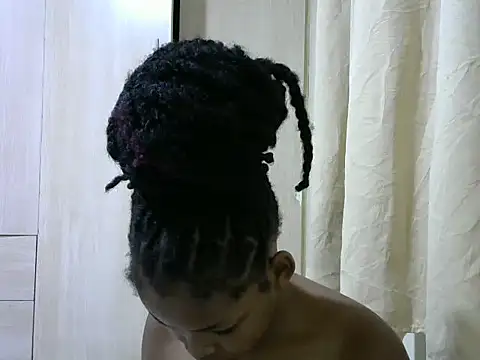 Snapshot of queen-sasha chatting on March 15, 2025, 9:49 pm queen-sasha online show from March 15, 2025, 9:49 pm