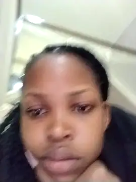 Snapshot of queen-sasha chatting on October 18, 2025, 3:02 pm queen-sasha online show from October 18, 2025, 3:02 pm