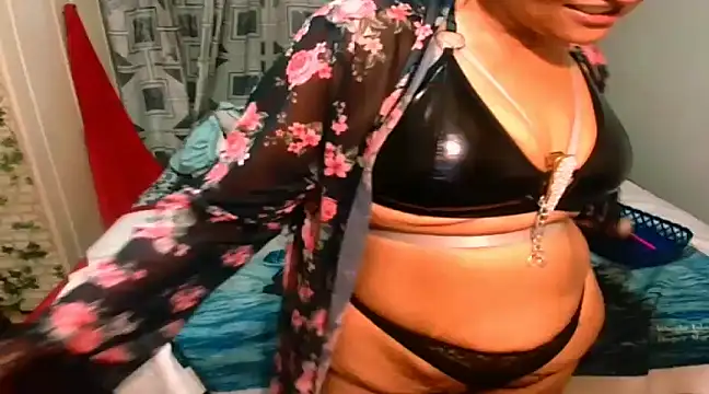 Snapshot of Indian_Blaze00 chatting on February 23, 2025, 7:49 pm Indian Blaze00 online show from February 23, 2025, 7:49 pm