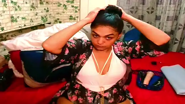 Snapshot of Indian_Blaze00 chatting on March 1, 2025, 7:26 pm Indian Blaze00 online show from March 1, 2025, 7:26 pm