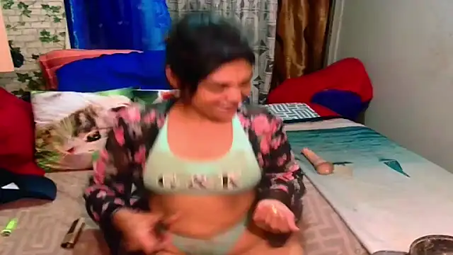 Snapshot of Indian_Blaze00 chatting on March 6, 2025, 12:00 am Indian Blaze00 online show from March 6, 2025, 12:00 am