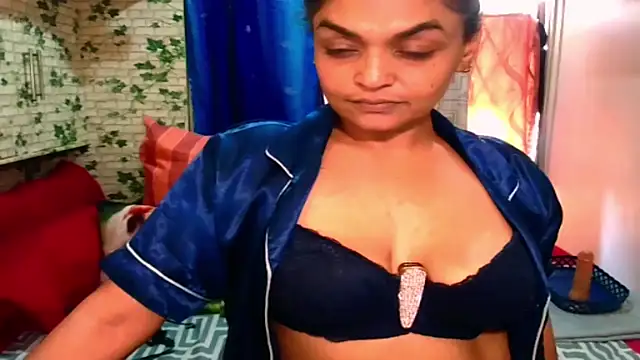 Snapshot of Indian_Blaze00 chatting on March 7, 2025, 10:24 am Indian Blaze00 online show from March 7, 2025, 10:24 am