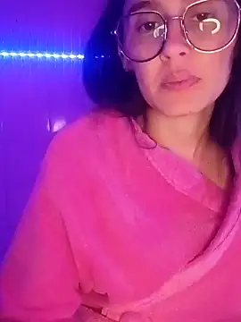 Snapshot of Lua34682 chatting on February 19, 2025, 5:16 am Lua34682 online show from February 19, 2025, 5:16 am