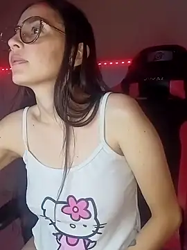 Snapshot of Lua34682 chatting on March 15, 2025, 6:14 am Lua34682 online show from March 15, 2025, 6:14 am