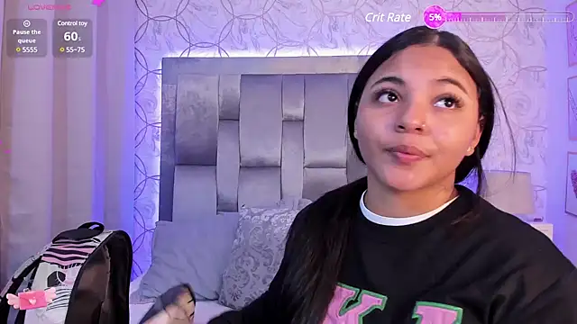 Snapshot of EmmaWeest chatting on December 26, 2024, 8:21 pm EmmaWeest online show from December 26, 2024, 8:21 pm