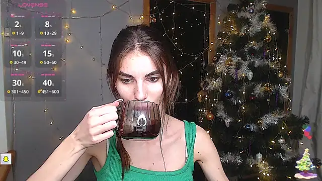 Snapshot of EmmyGreans chatting on December 12, 2024, 3:59 pm EmmyGreans online show from December 12, 2024, 3:59 pm