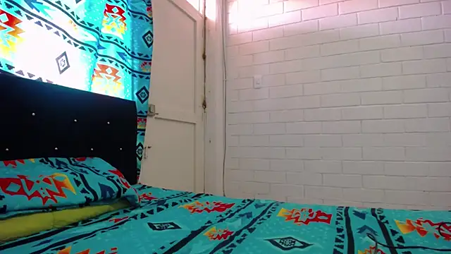 Snapshot of GiveLove1 chatting on February 21, 2025, 8:49 pm GiveLove1 online show from February 21, 2025, 8:49 pm