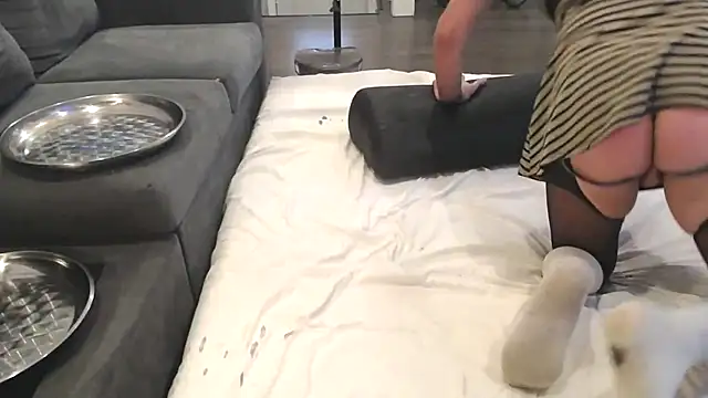 Snapshot of AssmannCD chatting on December 5, 2024, 9:06 pm AssmannCD online show from December 5, 2024, 9:06 pm