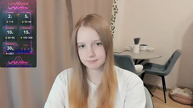 Snapshot of Alyaley chatting on September 17, 2025, 7:54 am Alyaley online show from September 17, 2025, 7:54 am