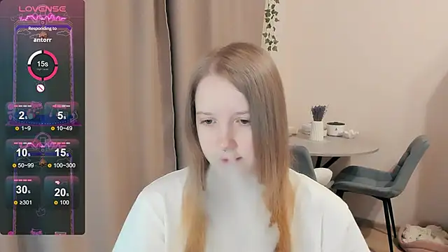 Snapshot of Alyaley chatting on October 3, 2025, 8:50 pm Alyaley online show from October 3, 2025, 8:50 pm