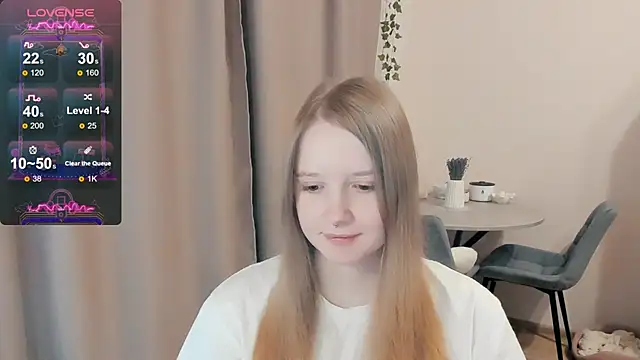Snapshot of Alyaley chatting on October 4, 2025, 8:29 pm Alyaley online show from October 4, 2025, 8:29 pm