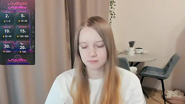 Snapshot of Alyaley chatting on October 6, 2025, 8:39 pm Alyaley online show from October 6, 2025, 8:39 pm