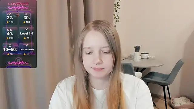 Snapshot of Alyaley chatting on October 10, 2025, 6:40 pm Alyaley online show from October 10, 2025, 6:40 pm