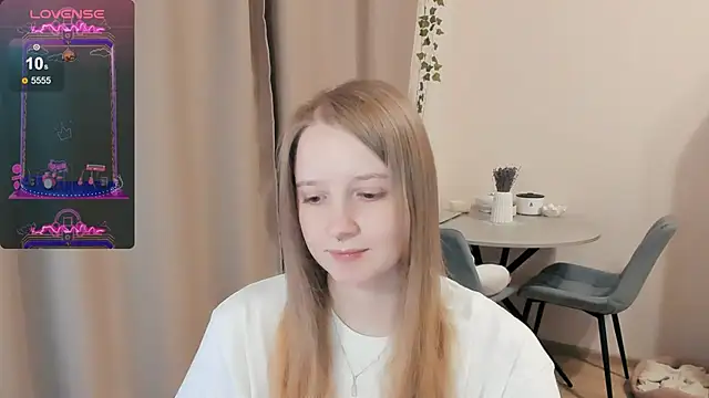 Snapshot of Alyaley chatting on October 11, 2025, 7:12 pm Alyaley online show from October 11, 2025, 7:12 pm
