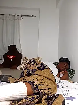 Snapshot of Bella045 chatting on December 21, 2024, 3:36 am Bella045 online show from December 21, 2024, 3:36 am