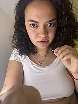 Snapshot of rafamarianoofc chatting on February 25, 2025, 11:00 pm rafamarianoofc online show from February 25, 2025, 11:00 pm