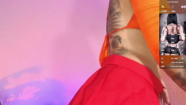 Snapshot of ABRILFACCINI chatting on October 2, 2025, 1:18 pm ABRILFACCINI online show from October 2, 2025, 1:18 pm