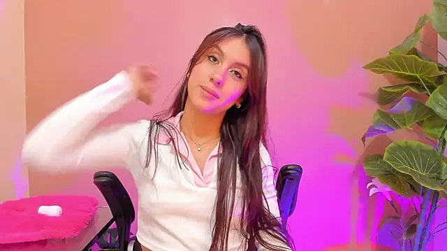 Snapshot of AlanaJones1 chatting on March 9, 2025, 3:16 pm AlanaJones1 online show from March 9, 2025, 3:16 pm