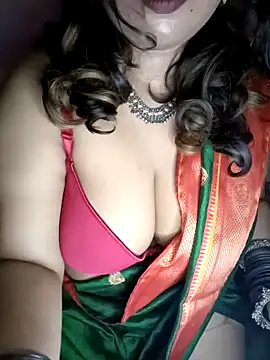 Snapshot of Leo_shreya_888 chatting on December 3, 2024, 3:33 pm Leo shreya 888 online show from December 3, 2024, 3:33 pm