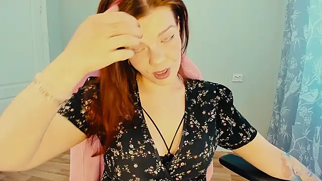 Snapshot of AlysaNightmoon chatting on February 17, 2025, 5:25 am AlysaNightmoon online show from February 17, 2025, 5:25 am